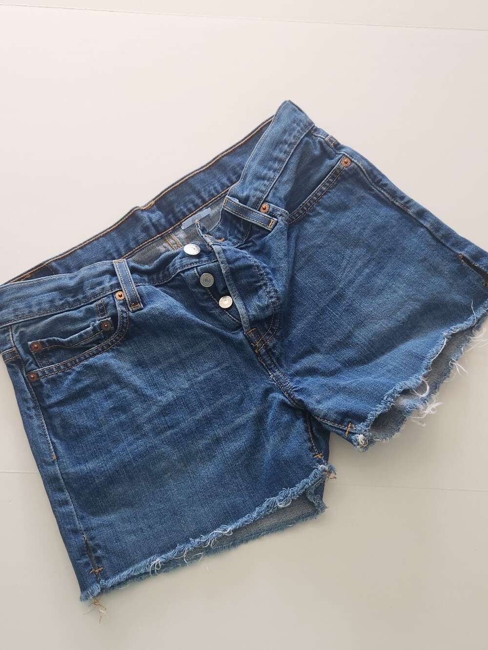 Levi's 501 Size 27 Cutoff High Rise Button Fly Shorts